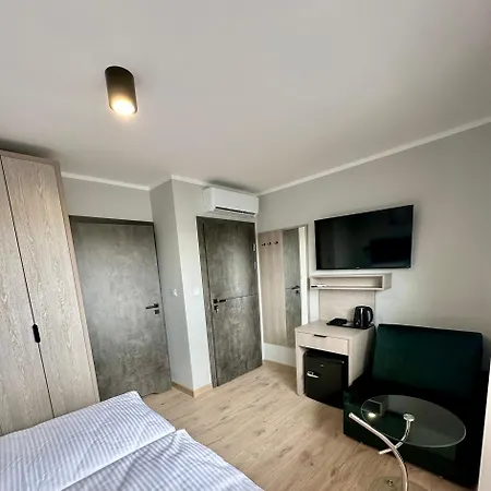 Welle 招待所 Dziwnów